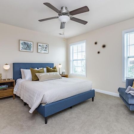 Contemporary Stay In Central Peoria Bagian luar foto